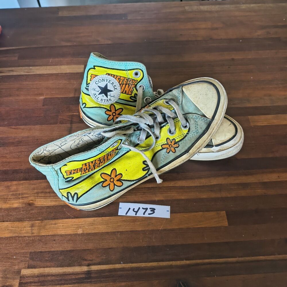 Converse High Tops Limited Edition 2020 Scooby Doo Mystery Machine size 5.5